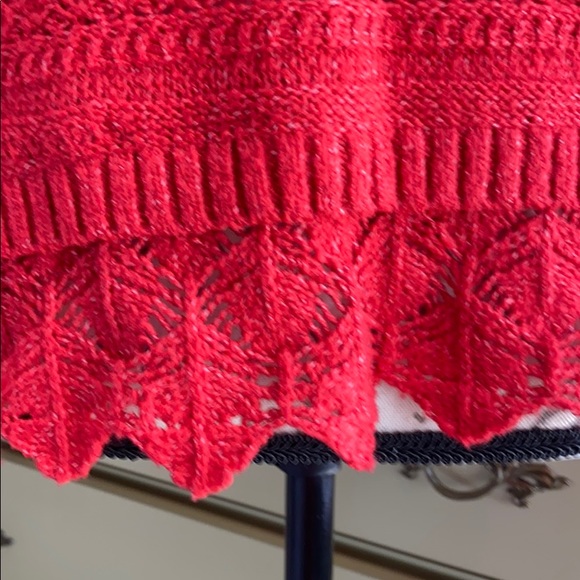 Red sweater - Picture 3 of 4